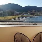 Centar Grada 1 公寓 特雷比涅