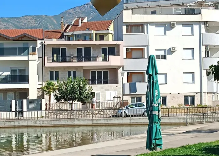 Apartamento Centar Grada 1 *